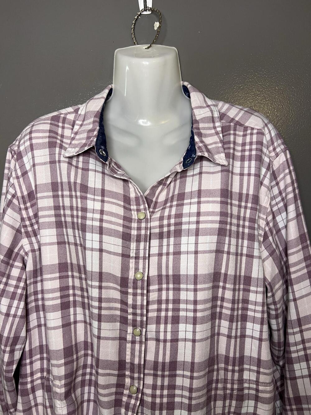 JACHS Girlfriend Shirt Womens Large Purple Plaid Snap Front Flannel Top